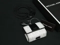 ■新品■未使用■ MICHAEL KORS マイケルコース MK柄 PVC AirPodsケース エアポッズケース レディース ホワイト系 BM4411