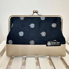 花柄刺繍生地と本革の親子がま口財布 ハンドメイド - メルカリ