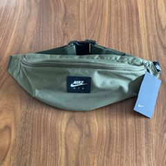 《新品タグ付》NIKE ナイキ AIR ヘリテージ ヒップ パック オリーブ3L