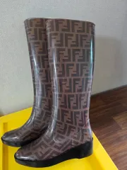 イタリア製 FENDI レインブーツ パープル 紫 梅雨 フェンディ