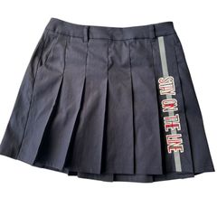 Item thumbnail for item 69745537-3e66-4a3c-bf6a-8d7cdc16eef1