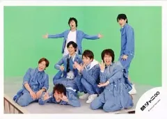 【中古】生写真(ジャニーズ) 関ジャニ∞/集合(7人)/横型・全身・衣装青・背景緑・渋谷両手広げ・インナー白/公式生写真