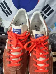 adidas(アディダス) ガゼル オレンジ スエード スニーカー