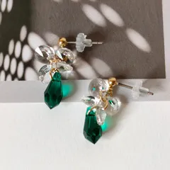 ✦スワロフスキー・クリスタル使用 14kgfピアス/イヤリング