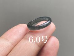 L12-149 氷種 高級感 黒翡翠 6.0号 天然グアテマラ産 A貨 本翡翠 くりぬき リング