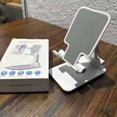 スマホスタンド　折りたたみスタンド　卓上　✨新品未使用品✨