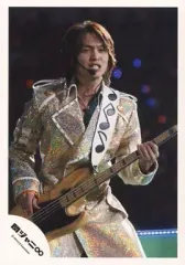【中古】生写真(ジャニーズ) 関ジャニ∞/丸山隆平/ライブフォト・上半身・衣装銀・ギター・目線正面/公式生写真
