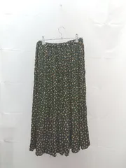 ◇ LOWRYS FARM ローリーズファーム 花柄 ウエストゴム ロング プリーツ スカート サイズF ブラック レディース E  【1303160007254】