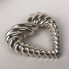 Tiffany&Co.　ツイスト ハート ブローチ SV925 アクセサリー Tiffany&Co. ツイスト ハート ブローチ SV925 アクセサリー