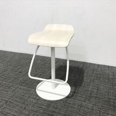 Okamura カウンターチェア L126LB 昇降式 - メルカリ