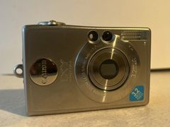 canonデジタルカメラ　キャノンデジカメ　canon IXY 3.2mega コンパクトデジタルカメラ【動作未確認】