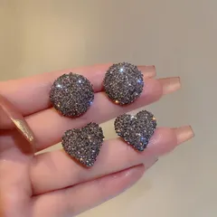 ♥️ピアス ハート型 丸型 2種類選択 高級感 キラキラ  送料無料♥️012-013