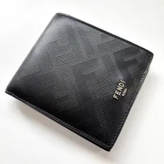 2025年最新】フェンディ 折り財布の人気アイテム - メルカリ 