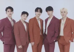 【中古】コレクションカード(男性) 122：SEVENTEEN/集合(5人)/「SEVENTEEN WORLD TOUR [BE THE SUN] - JAPAN」フォトカードホルダー付属フォトカード