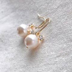 ◆ 13 クリームローズ 10mm クリスタル パール ジルコニア ピアス イヤリング 淡いピンク ◆　定番 人気 上品 シンプル 大ぶり ハンドメイド 結婚式 卒業式 入学式 オフィス　☆シルバーカラー変更可