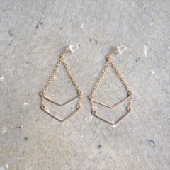Ouca（ウーサ）ピアス／ロワシリーズ*14KGF×ダブルVラインワイヤーピアス