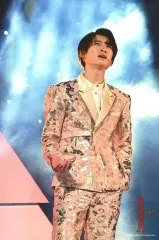 【中古】生写真(ジャニーズ) Snow Man/向井康二/ライブフォト・膝上・2Lサイズ/「滝沢歌舞伎ZERO FINAL」ステージフォト