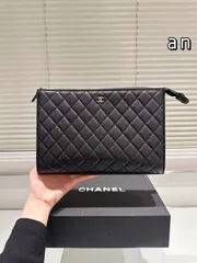 【今日特価】Chanel カビアール ハンドバッグ（ギフトボックス付き）