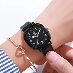 ブラック シンプルでアナログなスクエア型の腕時計 パステルカラーで四角の防水タイプのクォーツ 送料無料 新品 未使用品 安い ゆうメール