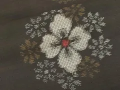 白大島紬　割り込み絣 中川織物 『割り込み絣極上白大島紬』 − 紬｜美はよろこび 着物