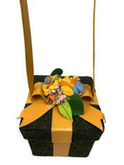 MOSCHINO　モスキーノ　リボン　ボックスバッグ　ショルダーバッグ　ヴィンテージ　バッグのサムネイル
