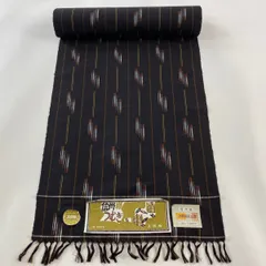 反物 秀品 紬 縞 幾何学 焦茶色 正絹 【中古】