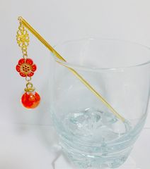 チェコガラス風お花ビーズとアクリルパーツのかんざし　赤系