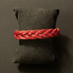 MADE IN ITALY製 IL BISONTE 編み込みレザーブレスレット レッド Fサイズ