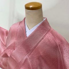 小紋 洗える着物 裄66cm 身丈160.7cm 絞り柄 袷 お洒落着 普段着 ポリエステル ピンク 美品 M サイズ 3729