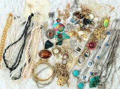 アクセサリーまとめ売り　ジャンクアクセサリー　貴金属　イミテーション