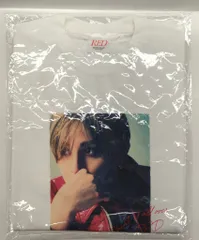 山田涼介 RED プリントTシャツ 山田涼介サイズのTシャツ | ファミクラストア オンライン