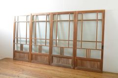 ▼現状販売▼ 高級ガラス戸4枚セット アンティーク建具 ノスタルジック 大正ロマン 引き戸 建具 4～7営業日前後で発送(※修理加工希望の方3ヶ月程で発送) R-063673