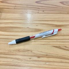 三菱鉛筆uni　油性ボールペン ジェットストリーム単色 0.5mm 白軸 赤インク 8本セット　SXN-150-05