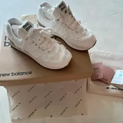 2025年最新】miu miu new balanceの人気アイテム - メルカリ 2025年最新】miu miu new balanceの人気アイテム - メルカリ