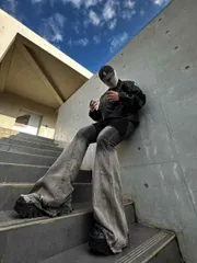 春 コーデ メンズ 用 服 大人 紳士服 アメリカン ストリート スリム グラデーション フレアジーンズ ヴィンテージ フレアパンツ 男女兼用  カジュアル 通勤スタイル 重ね着コーデ ゆったりシルエット 快適フィット 動きやすい デイリー