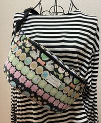 ユキエモン　アイシングクッキー　ボディバッグ　ウエストバッグ　ハンドメイドバッグ　ハンドメイド