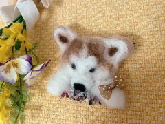 No.56  主人とお出かけ子犬のブローチ　羊毛フェルト