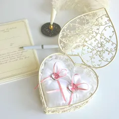 ピンク リボン 付き ハート型リングピロー 完成品 フタ付き ミルキーホワイト バスケット