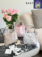 【今日特価】New Series CARAT Small Colorful Hardware Diamond Square Box Bag カラーハードウェア ダイヤモンド スクエアボックスバッグ