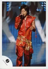 【中古】生写真(ジャニーズ) 関ジャニ∞/大倉忠義/衣装赤・右手マイク/公式生写真