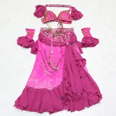 【ベリーダンス用 オリエンタル衣装】ショッキングピンク ビーズ 花柄 レース フリル ラメ ゴールド かわいい 華やか お洒落 綺麗 きれいめ レディース ゴージャス エレガント ダンス ダンスウェア トップス スカート アクセサリー セット セットアップ