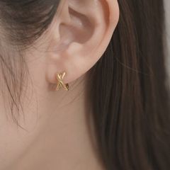 ピアス 金属アレルギー対応 つけっぱなしOK レディース ステンレス サージカル 錆びにくい 水に強い フープ シンプル クロス 小ぶり 上品 st0069 ルピス lupis