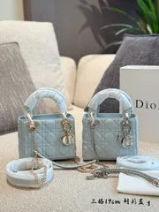 【今日特価】Dior Lady Dior ブルー ハンドバッグ シャツブルー ラムレザー スモール