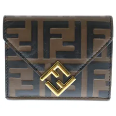 近年モデル✨フェンディ FFダイヤモンド 三つ折り財布 ゴールド金具 レザー 黒 近年モデル✨フェンディ FFダイヤモンド 三つ折り財布 ゴールド