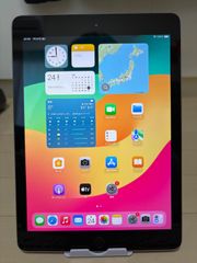 【良品】Apple iPad (第6世代) Wi-Fiモデル 32GB スペースグレー タブレット アップル アイパッド