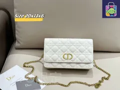 【今日特価】DIOR 魅力的なバッグ / 財布！送料無料で今の在庫はお得な価格です！