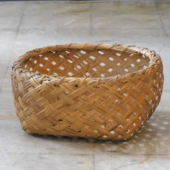 古い手付きの摘み菜籠 「野の籠展」案内状付き 古い手付きの摘み菜籠