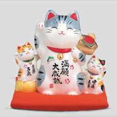薬師窯 彩絵満願大成就招き猫　 置物 陶器　縁起物 雑貨 インテリア ギフト プレゼント かわいい おしゃれ 新築祝い 結婚祝い お祝い 母の日 父の日 敬老の日 記念品 7449