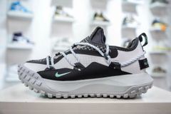 NIKE ACG MOUNTAIN FLY LOW SE White and Black