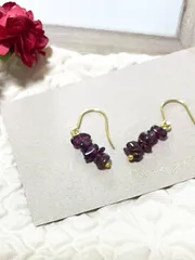 再販　ガーネット　ピアス　サージカルステンレス　天然石　K18コーティング